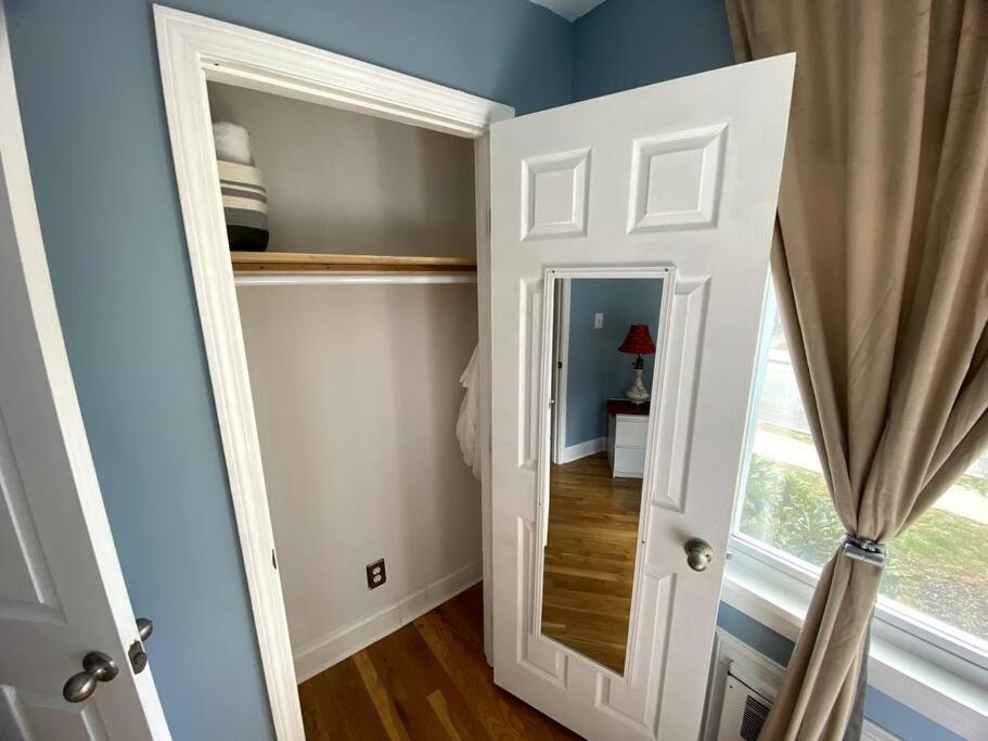 Appartement Cozy Getaway Apartment! Free Parking *